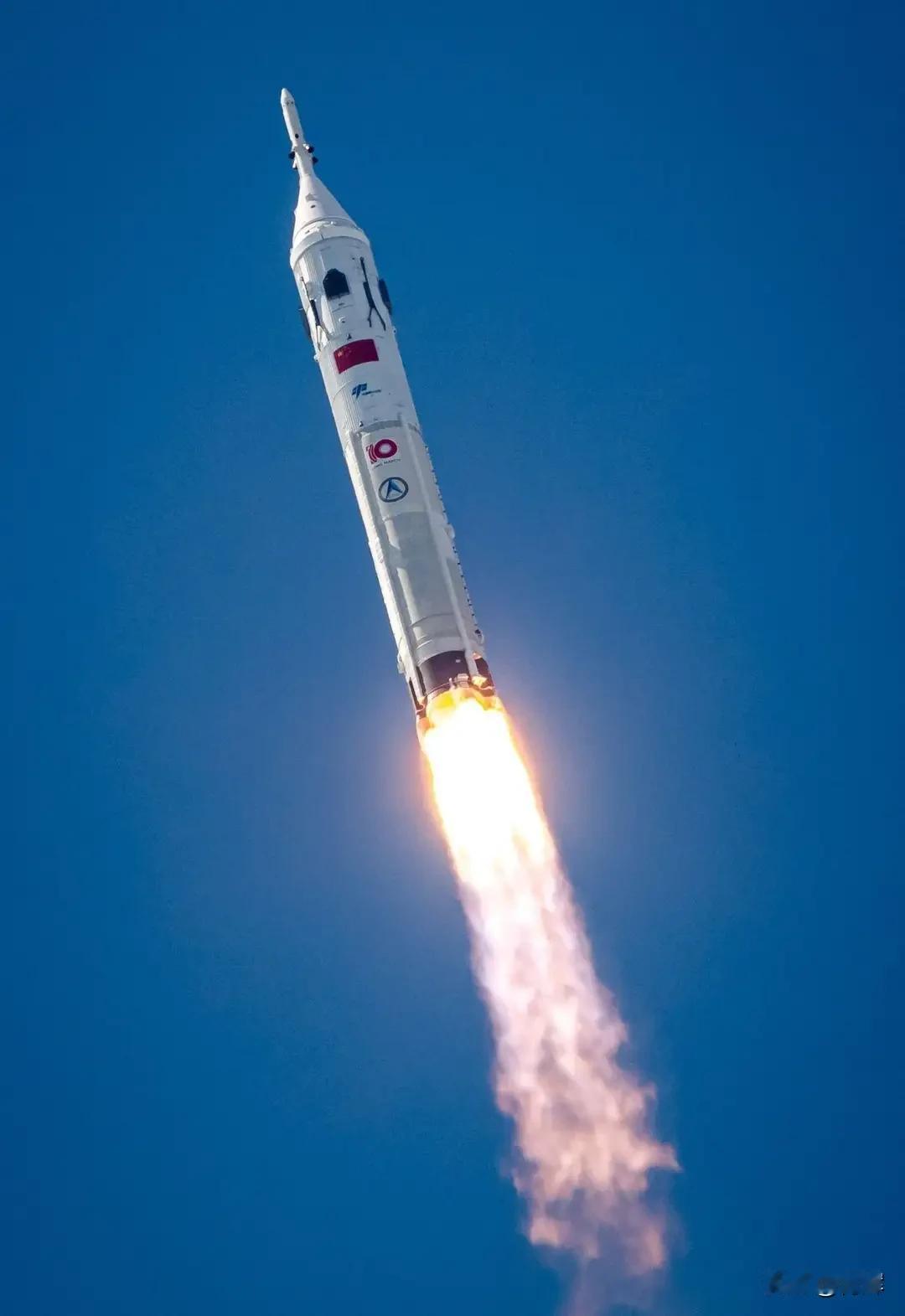 长征10号:落歪了掉到海里就是大获成功
近期长征10号试验性发射获得巨大成功，一