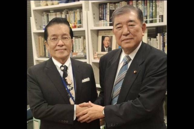 国民党副主席张荣恭拜会石破茂　强调国民党盼促成「台湾无事、日本就无事」

梅花新
