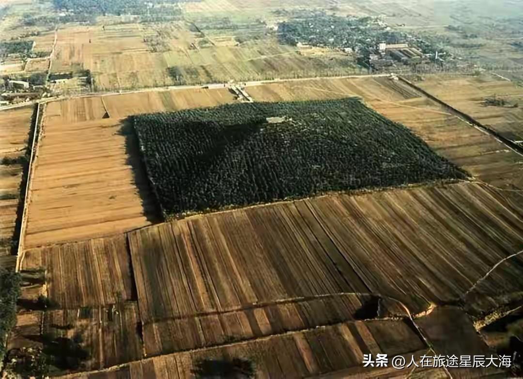 秦始皇陵打开后会改写历史吗?以前有外国人说秦始皇兵马俑是“世界第八大奇迹”。那么