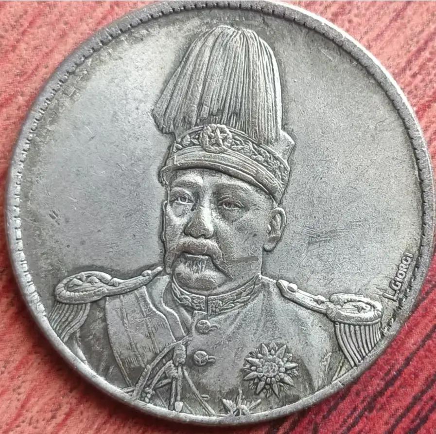 1894年甲午一战，北洋水师全军覆没，清廷赖以镇国的淮军、湘军在日军面前溃不成军