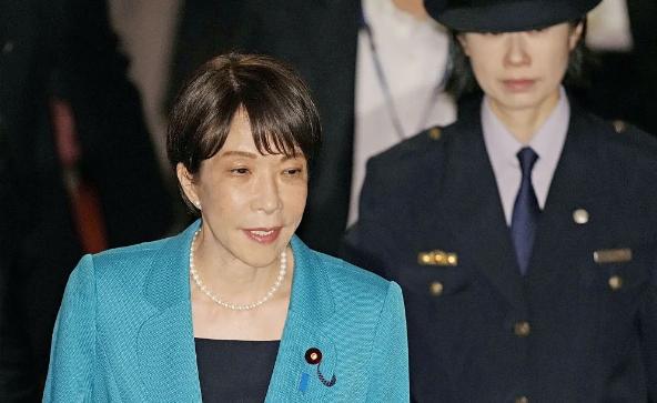 不搭理，日本找中国了为了能够解冻中日关系，日本真的拼了。

说白了，这事儿你看表
