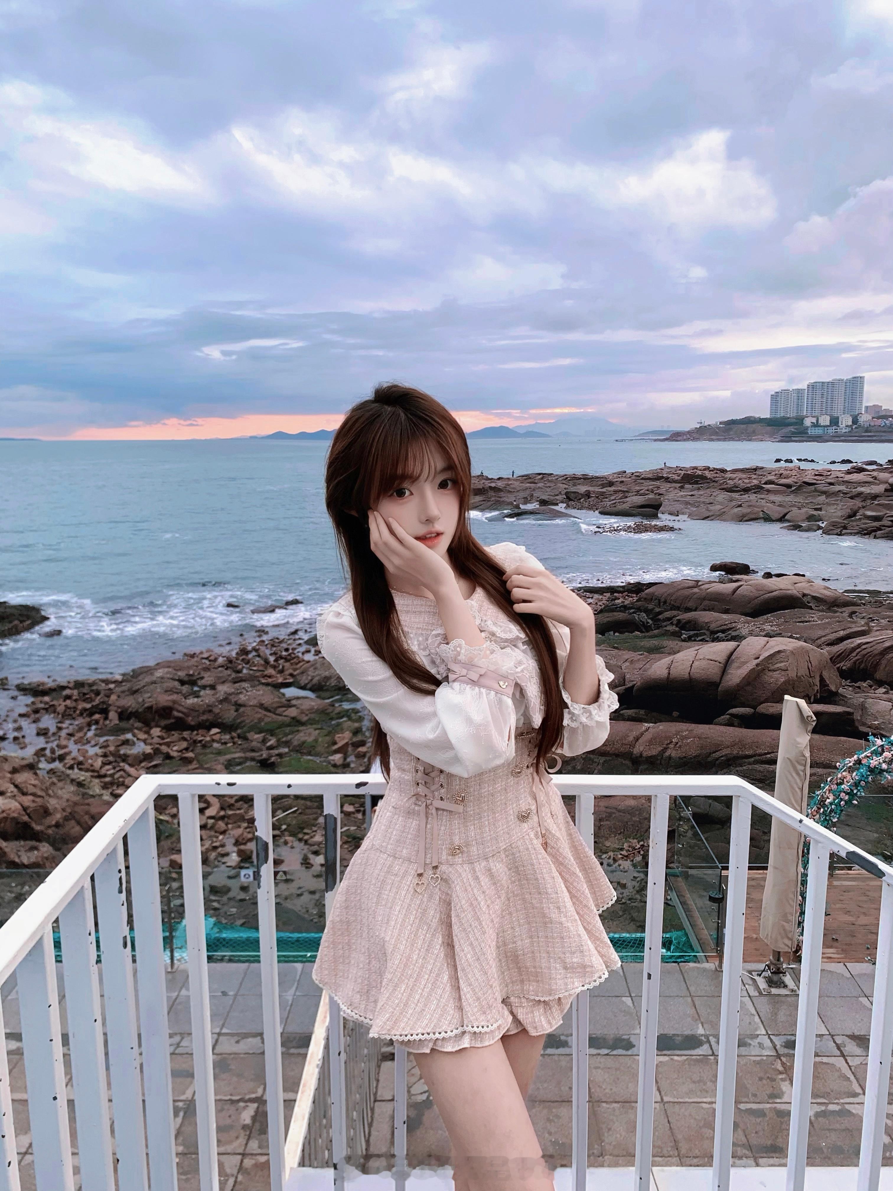 阴郁的海  ​​​