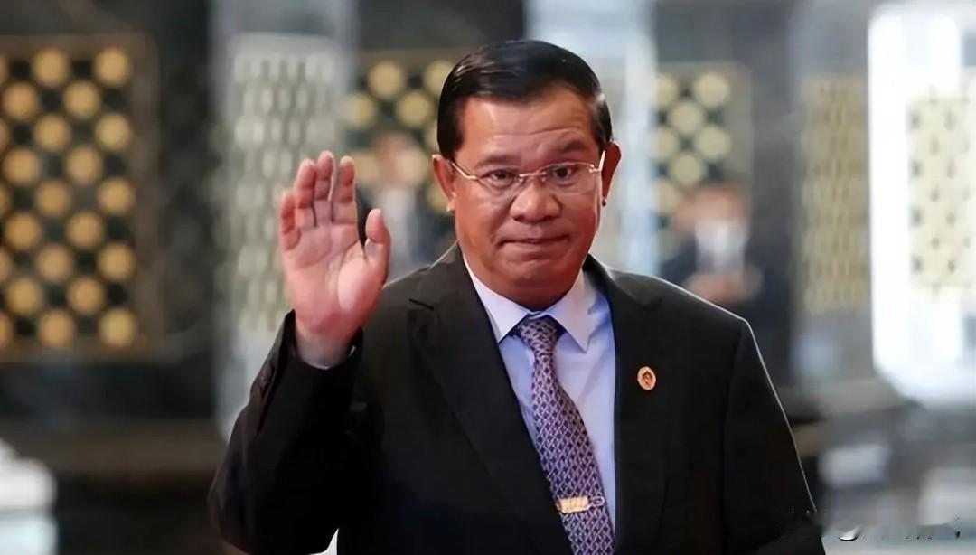 泰国军队这次是彻底杀红了眼！一周时间里，350高地等关键据点接连易手，一面面泰国