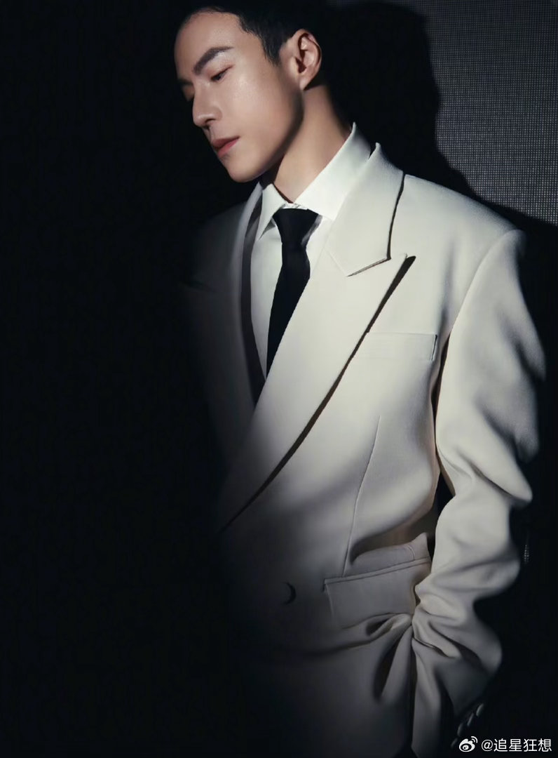 终于有男二拿到了顶级痴情剧本 王冠逸演的杜兆辉，终于让男二们扬眉吐气了一回。不是