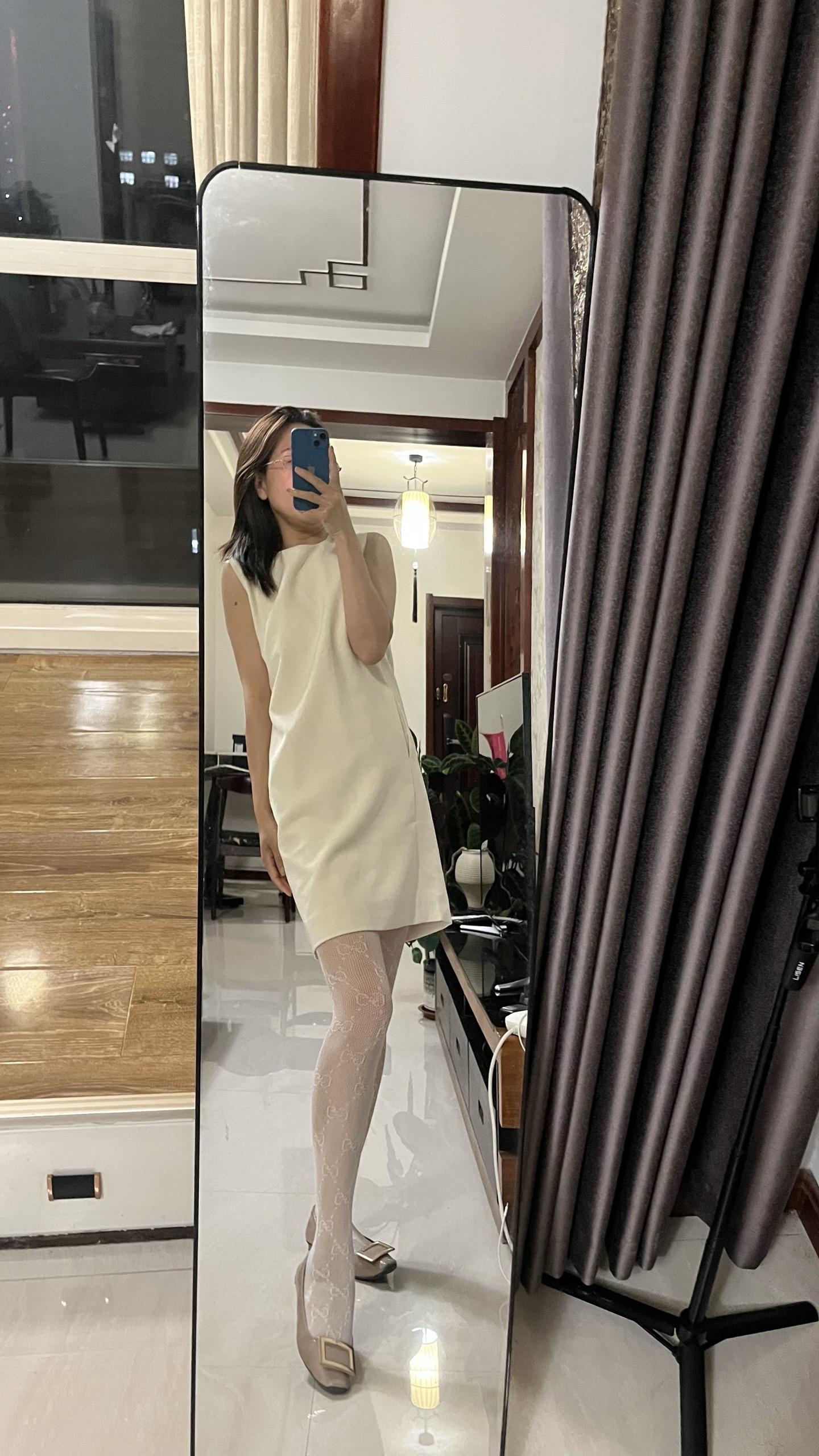 白丝yyds 穿搭御姐身材大长腿
