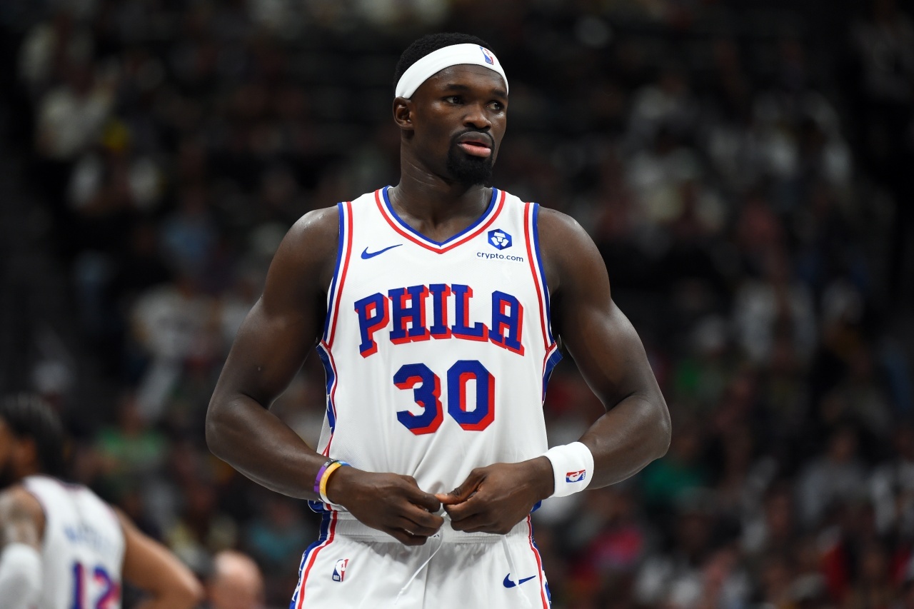 NBA[超话] 博纳在世预赛期间受伤 预计将在训练营前两周内重返球场 ​​​