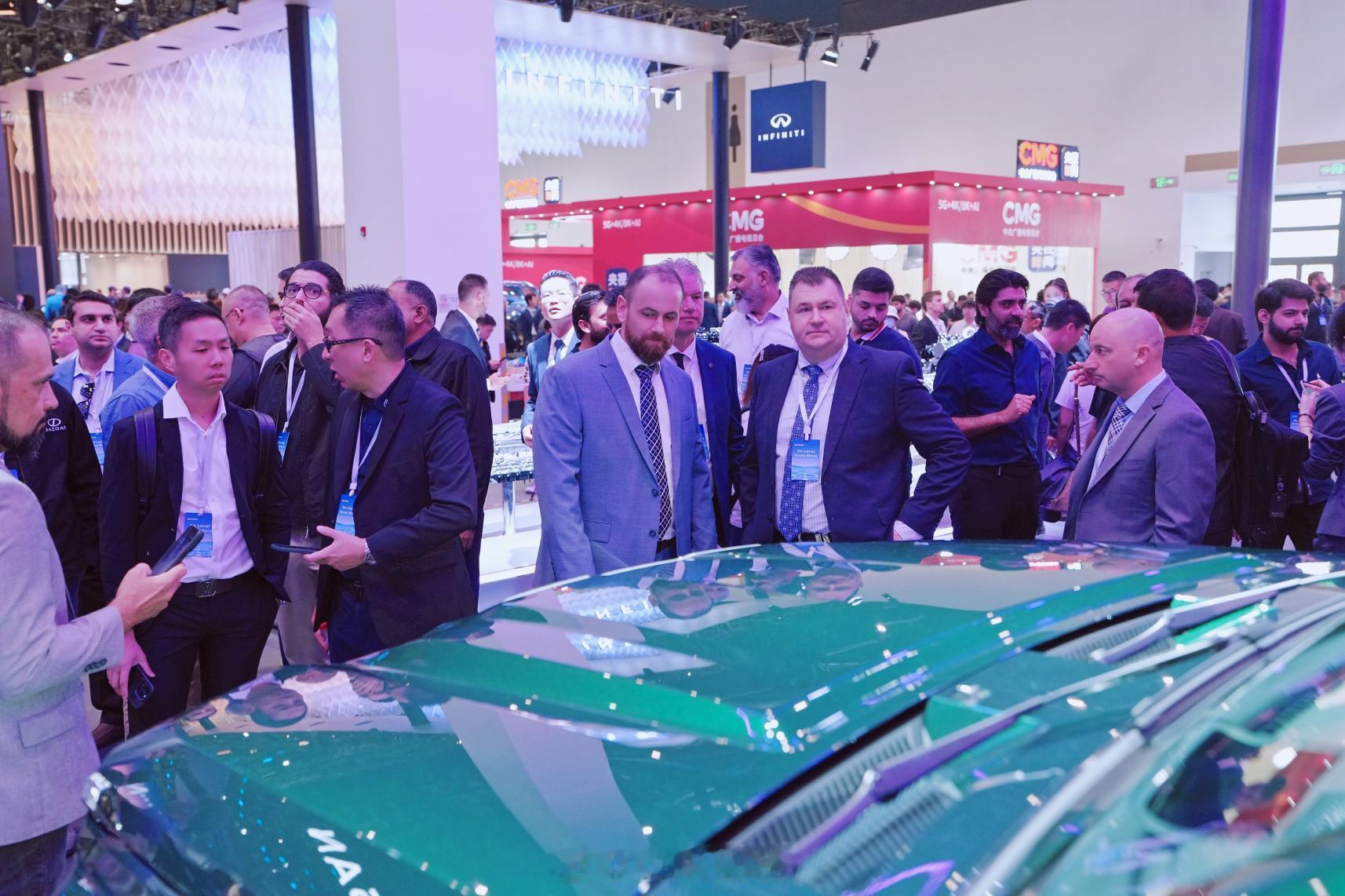 坦克 700 亮相 2026北京车展，今年刚好是坦克品牌成立五周年，以 坦克铁汉