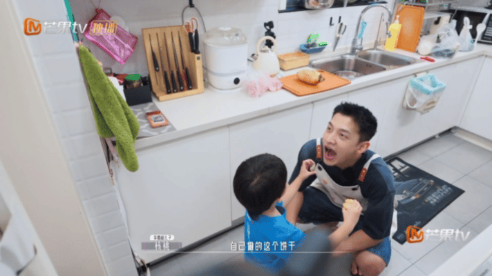 李嘉格说男友有母爱感爱的修学旅行 谁懂啊，少年感外壳，母爱式贴心，李嘉格找的是什