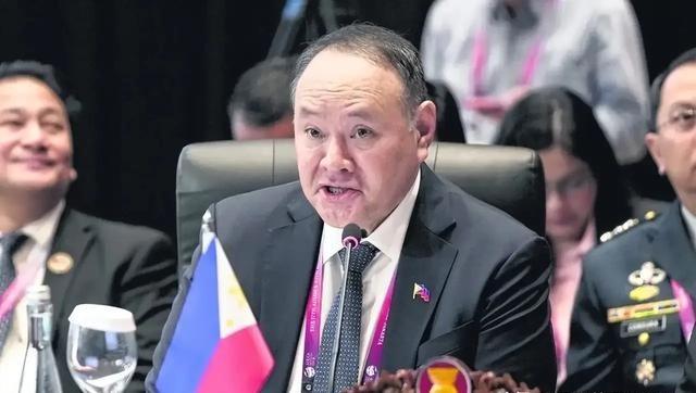 忘恩负义！菲律宾国防部长日前表态！来自外媒报道，菲律宾防长特奥多罗此前公开说道，
