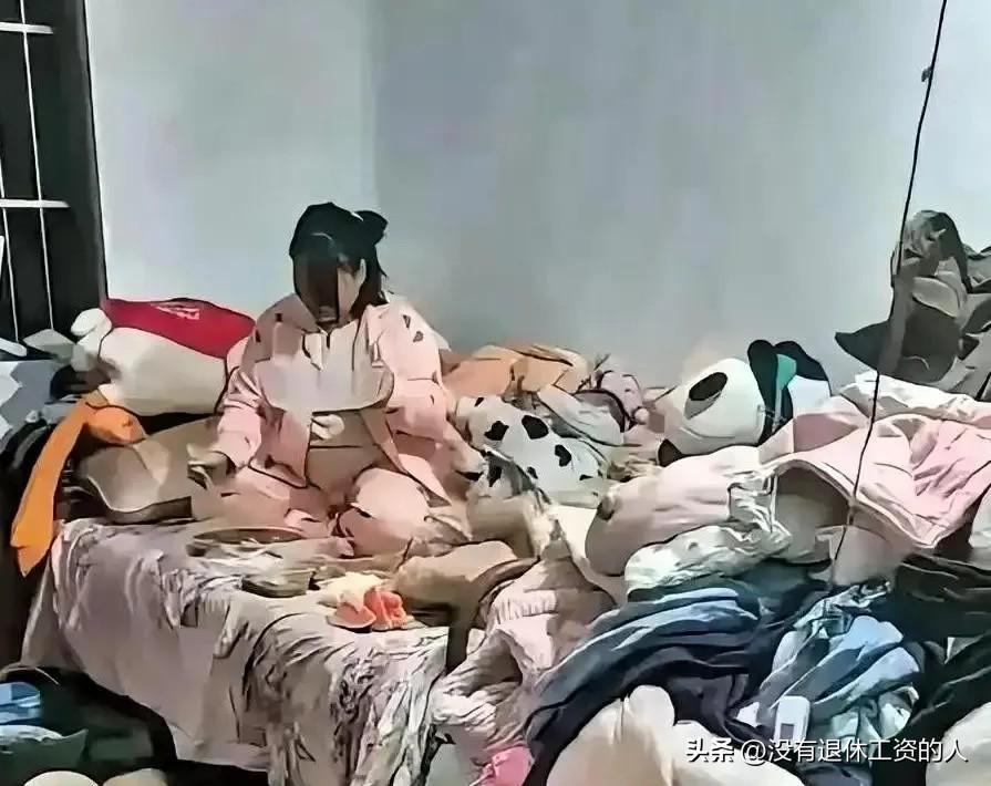 换做是你，你会不会崩溃？

一小伙子在工地上，辛辛苦苦干了两个月，揣着刚结的一万