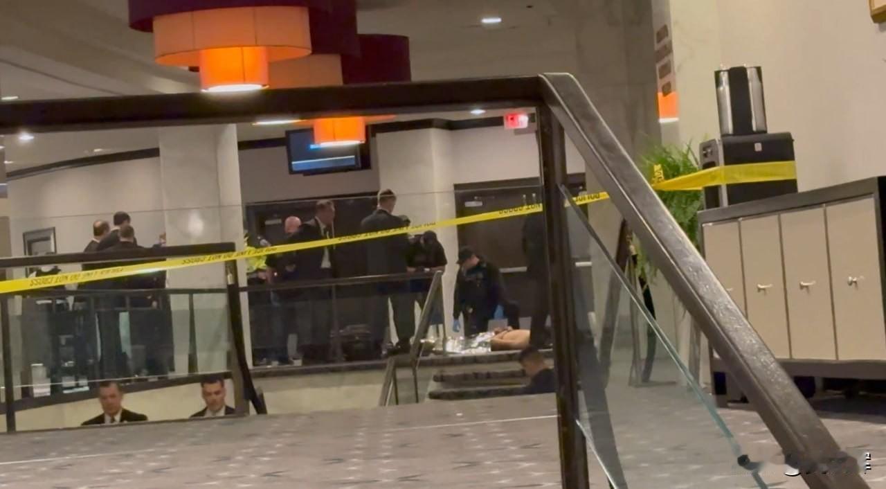 安保漏洞在这里，艾伦行凶细节全程披露

《纽约邮报》消息：特朗普出席的招待活动中