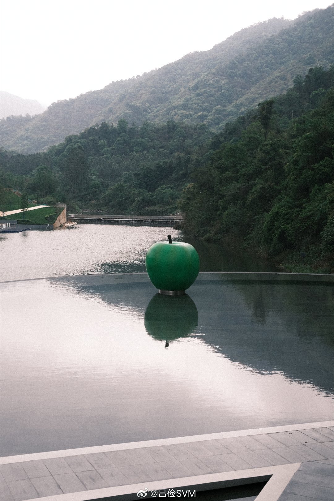 再上18天班休5天假期就是忙里偷闲！ 