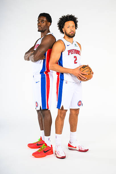 NBA官网盘点目前最有希望争冠的六支球队：活塞，凯尔特人，骑士，雷霆，掘金，马刺