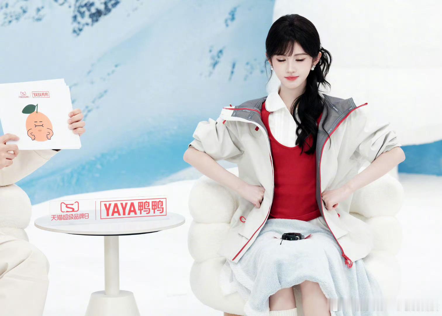 jjy 鞠婧祎露芜衣 jjy鞠婧祎姜黎非jjy鞠婧祎“耳机里单曲循环是她的歌 心