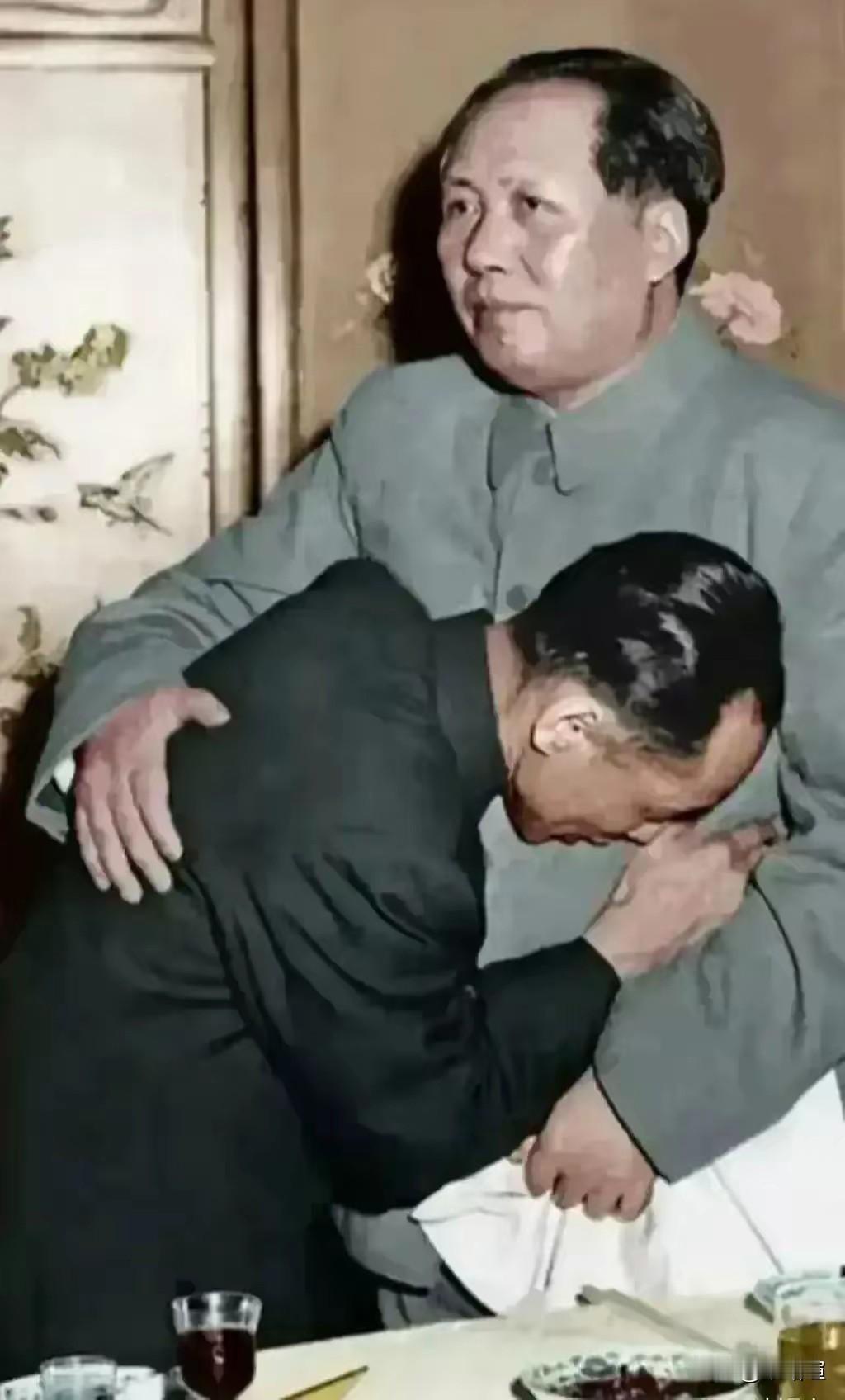唯有面对亲人，人们才愿意吐露肺腑之言。把毛主席当成自己人、贴心亲人，坦诚诉说生活