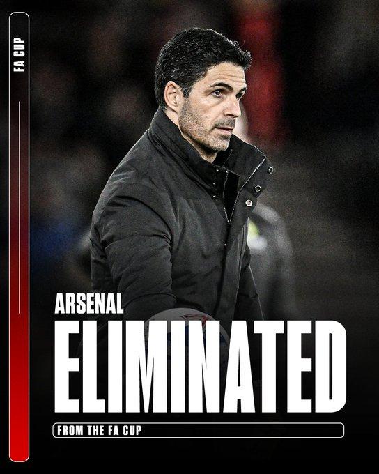 足坛短讯！
★阿森纳本赛季仅剩英超和欧冠两座奖杯可以争了！
刚开始四冠王，现在两