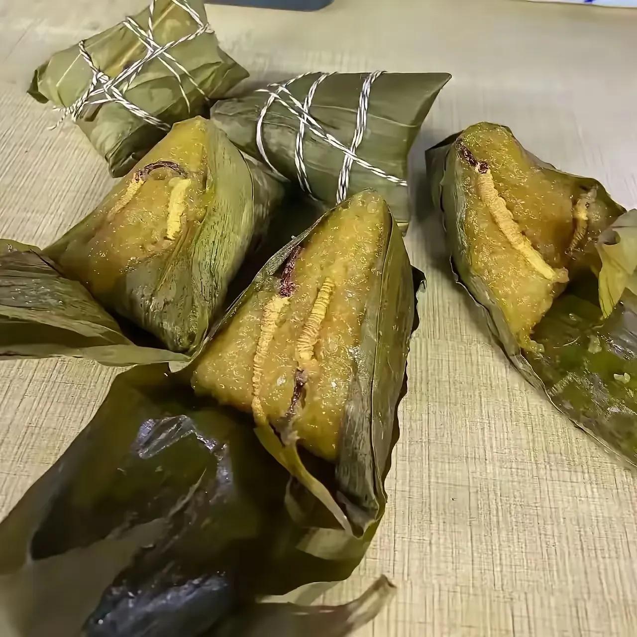 虫草粽子，越吃越年轻。
