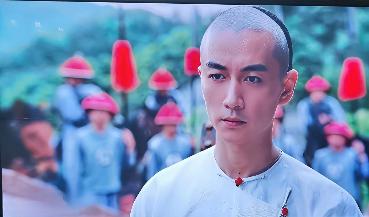 追剧《大生意人》，觉得古平原就是一个毫无私利的大好人！
      李成将军自杀