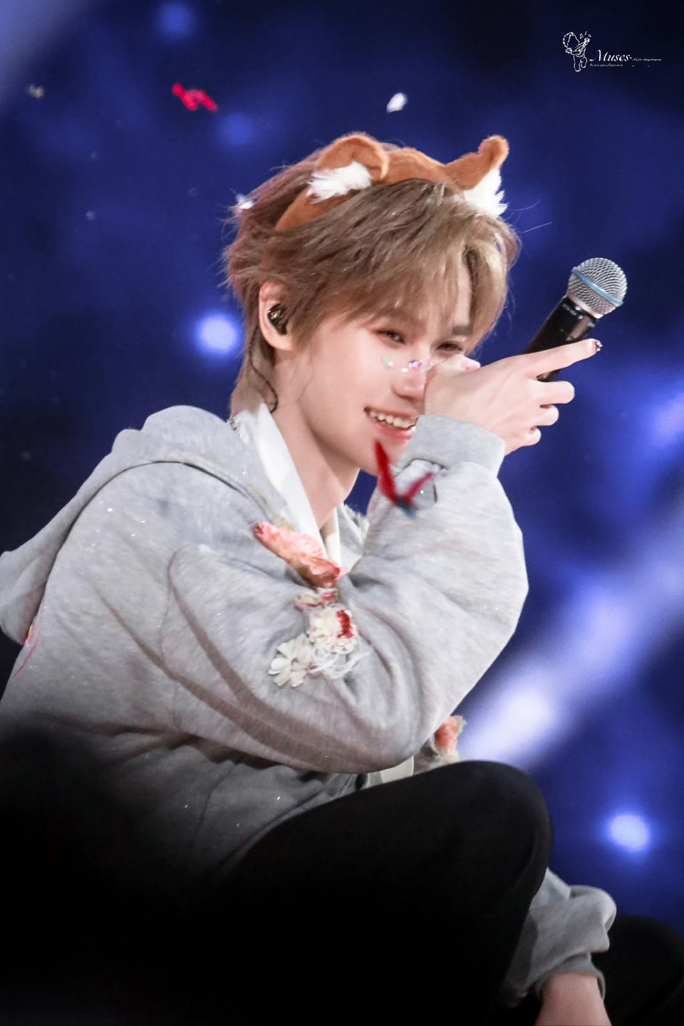 “在有限的时间里，有着无限的爱”                        