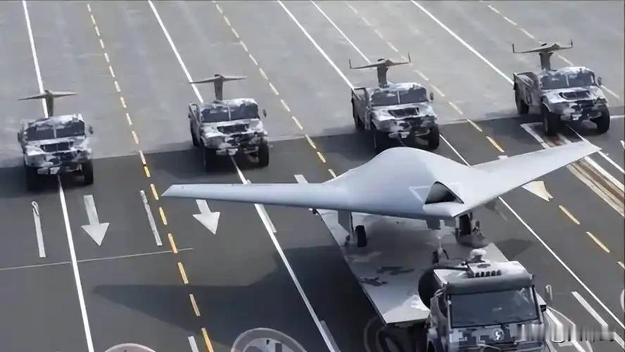 - 11隐身无人作战飞机：隐身利刃，重塑空战格局

攻击 - 11隐身无人作战飞