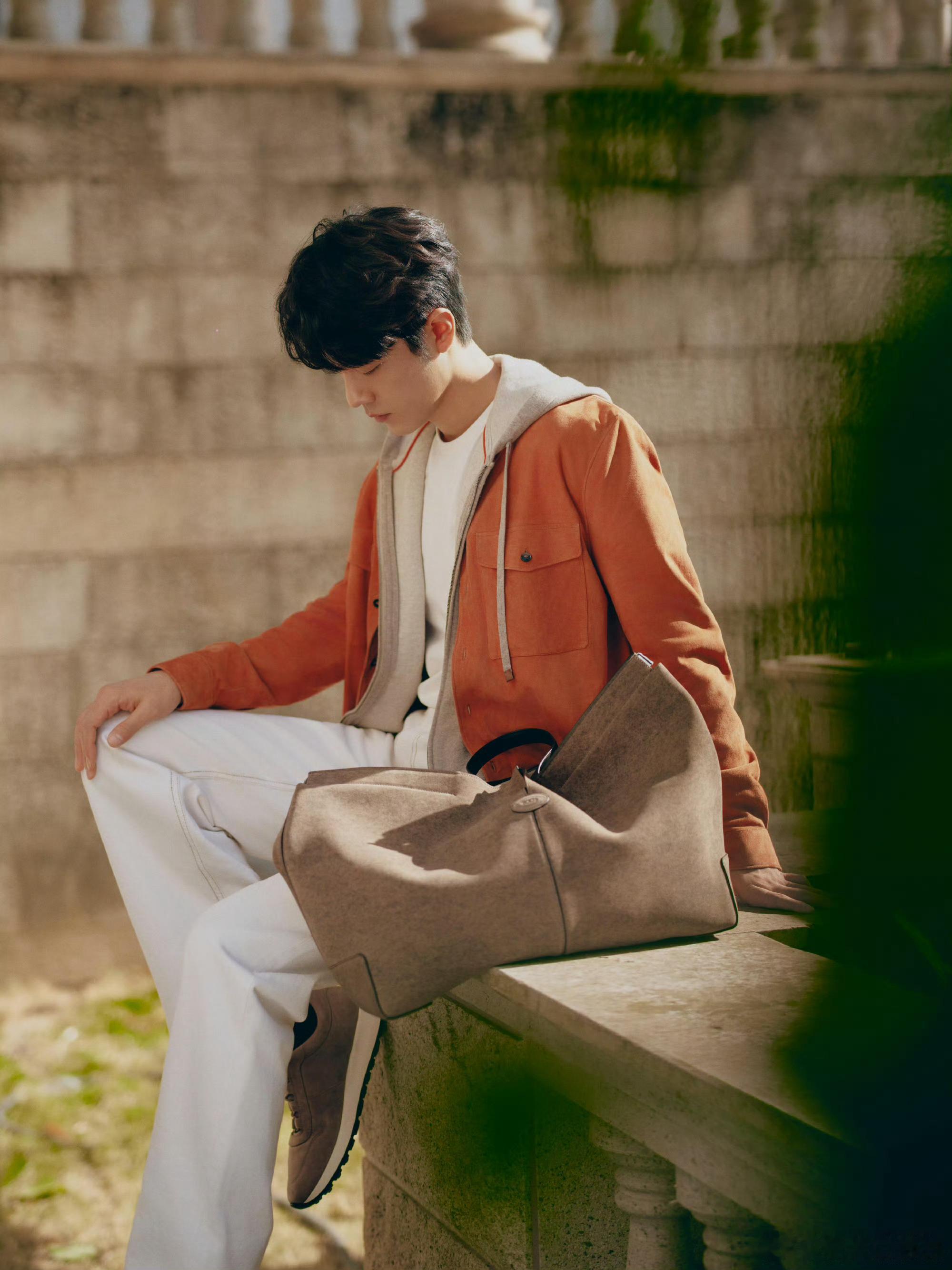 好温柔哦～这哪里的校草出来炸街啦！ 