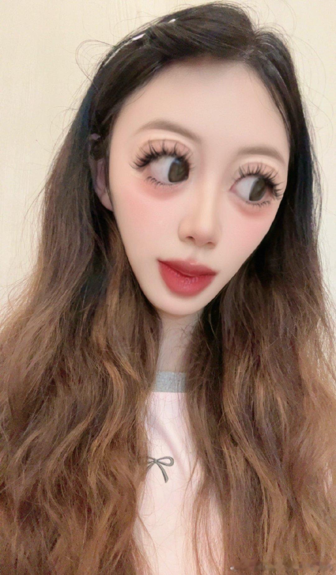 素颜美女