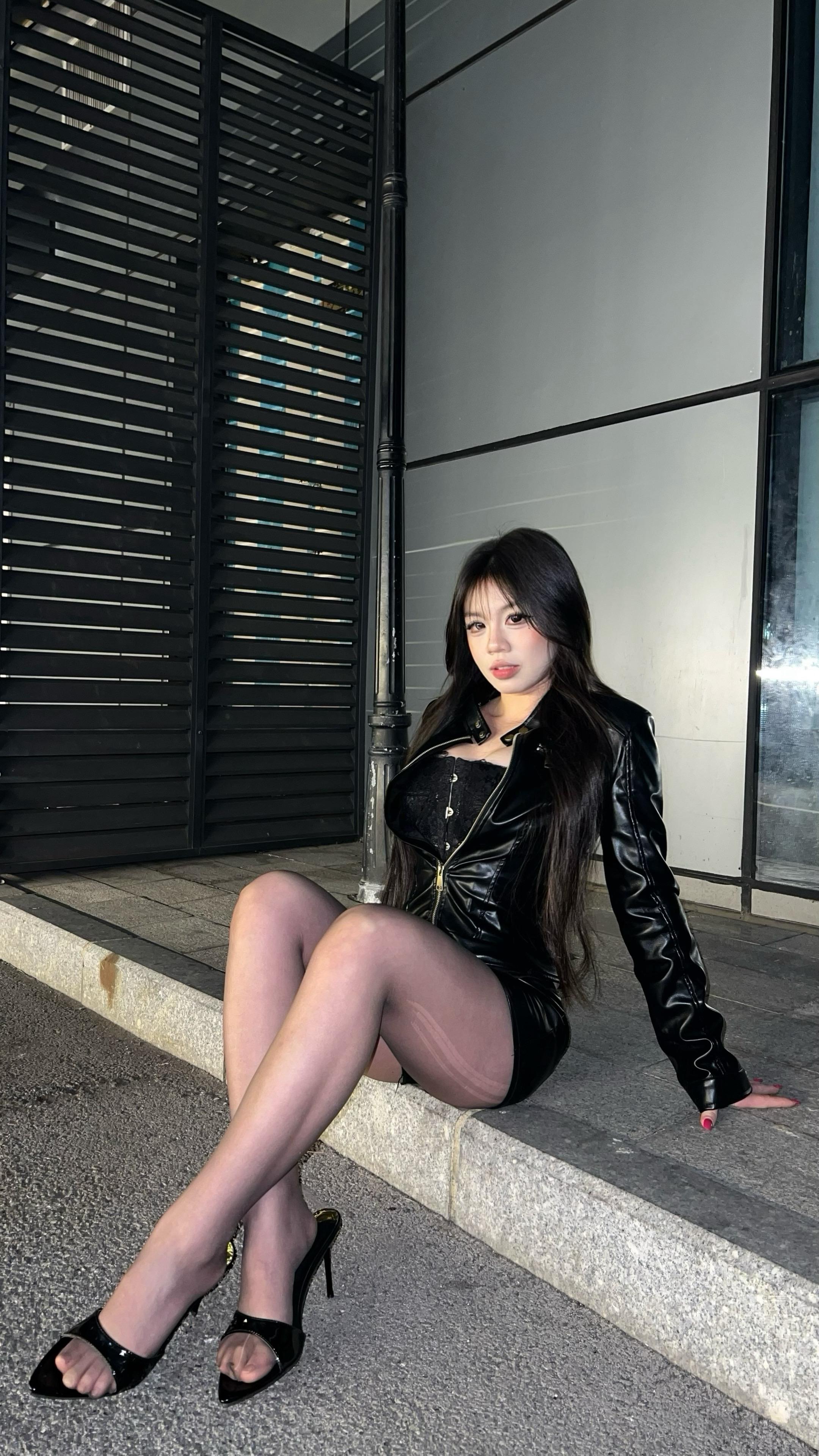 比巴掌先来的是姐姐的香气