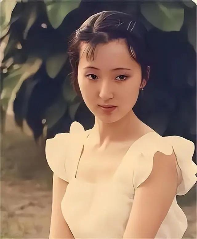 陈晓旭重病时，望着窗外工作的民工，感慨：现在，太羡慕他们了
87版《红楼梦》里的
