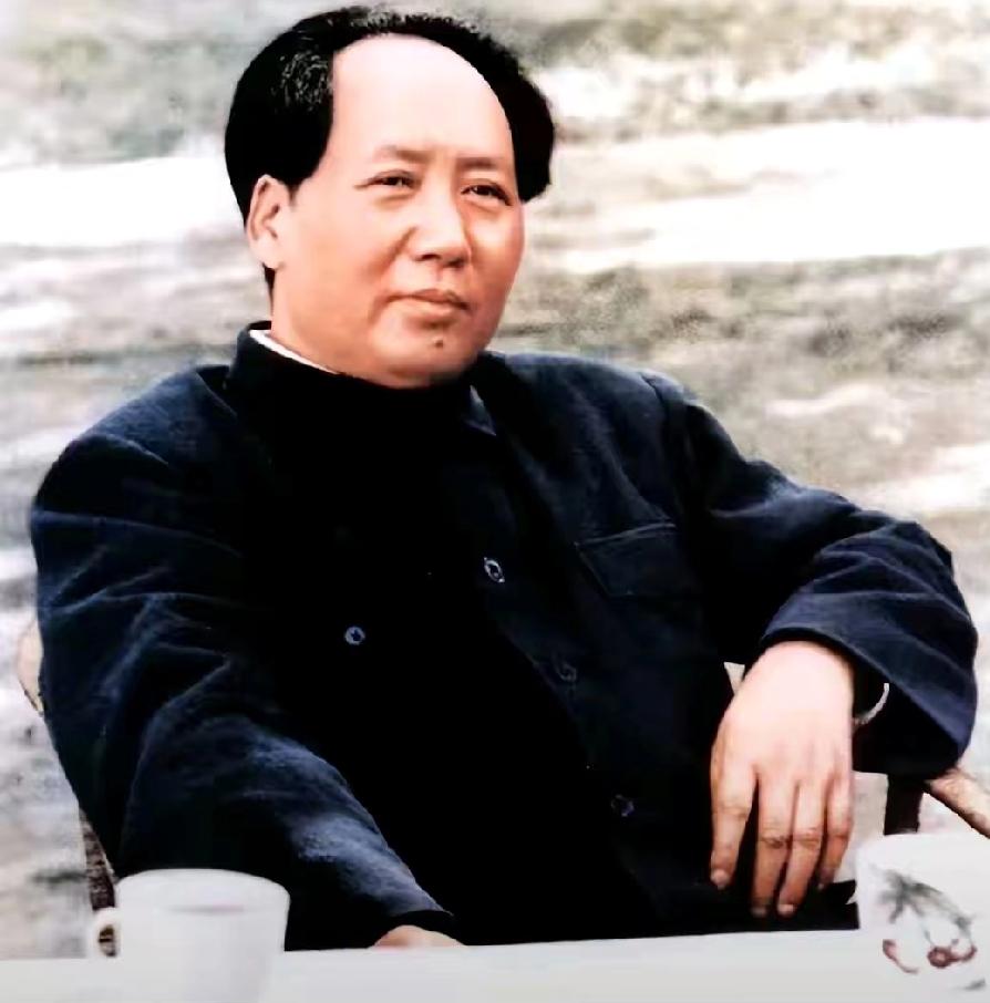 重温《别了，司徒雷登》！伟人远见至今受用，句句发人深省！
 
很多人不知道，早在