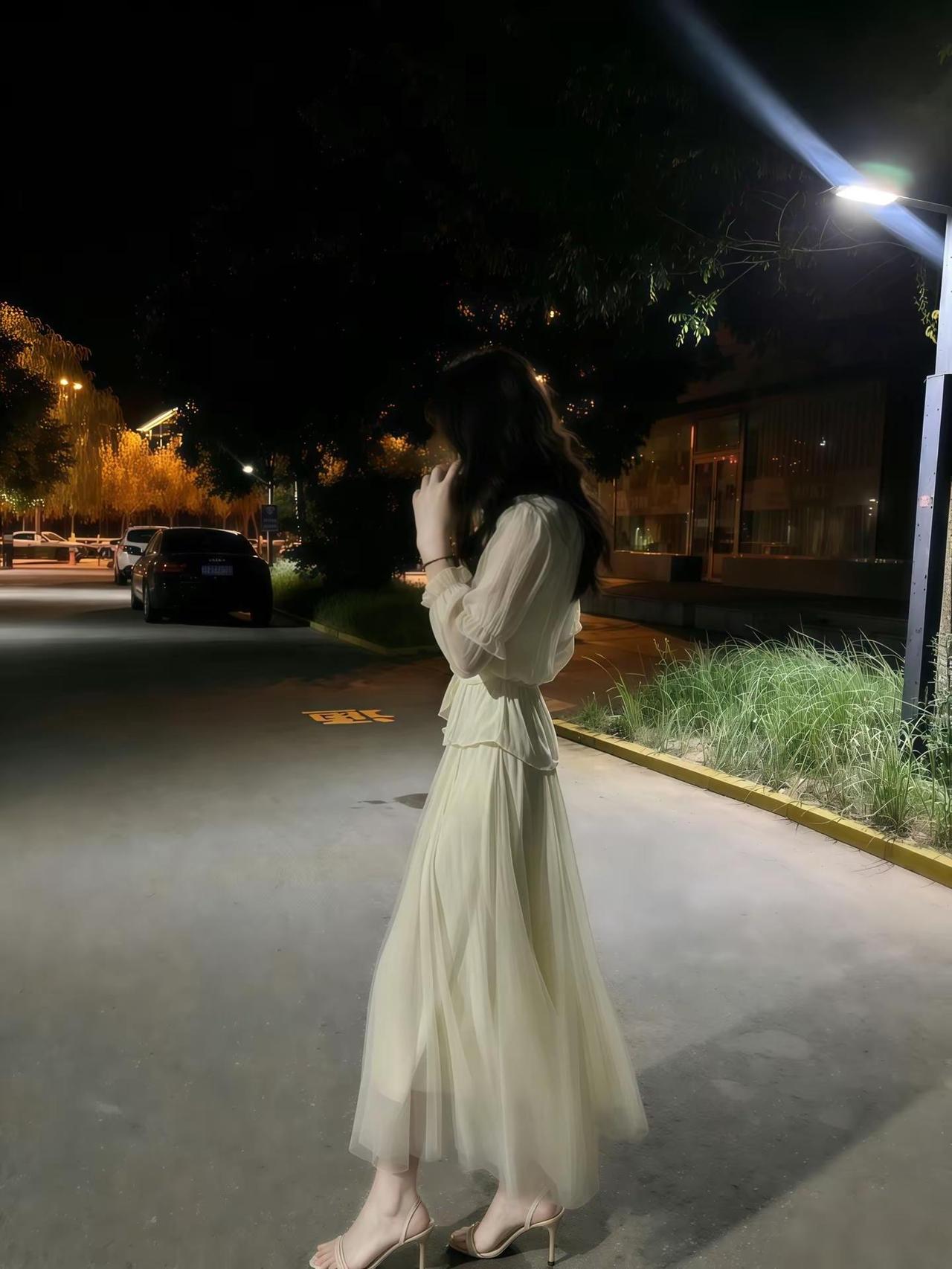 像一阵细雨洒落我心底