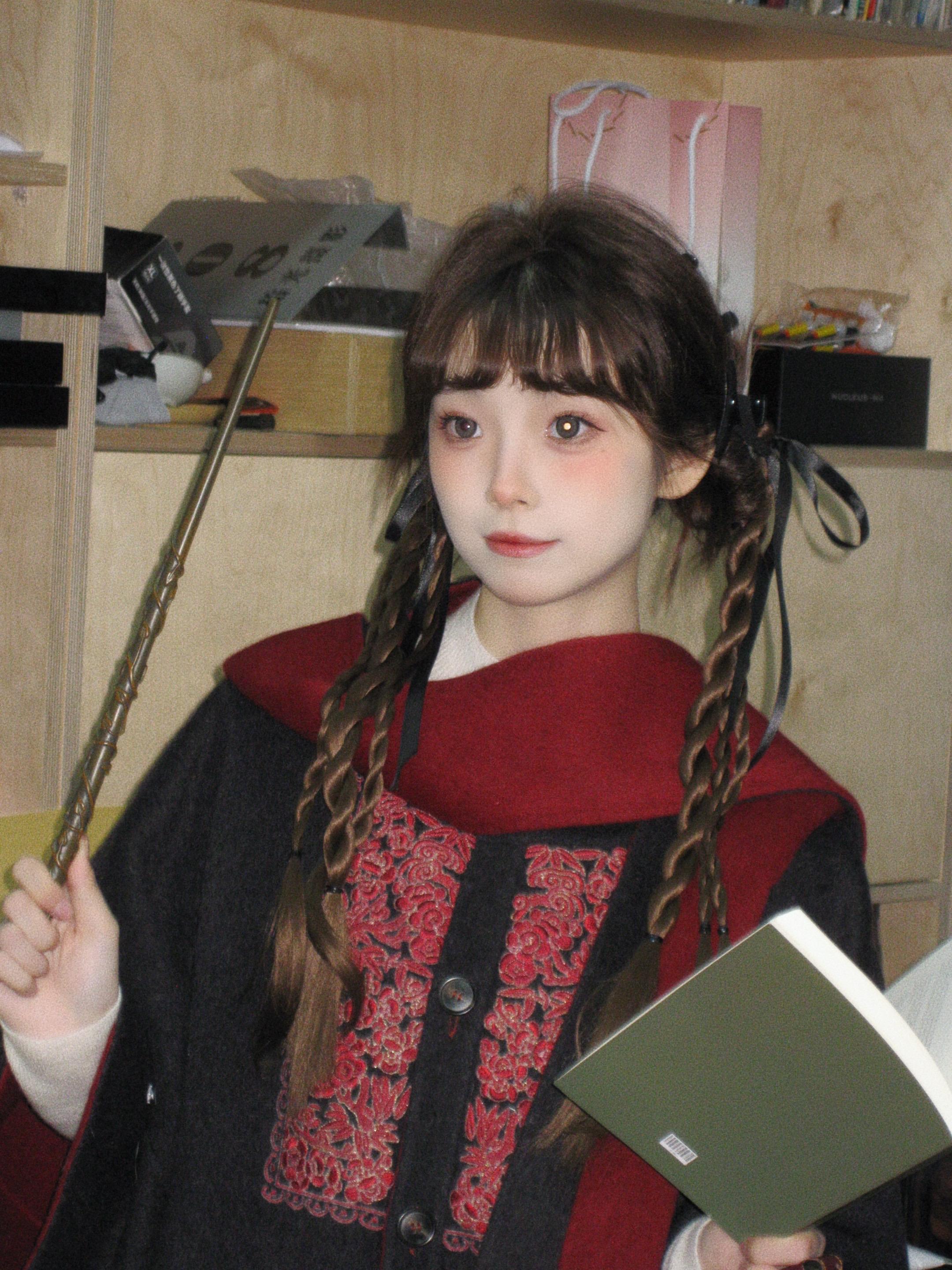 红黑真的很魔法学院🪄。