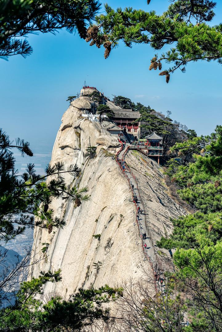 天下第一险山、国家5A级风景区、中国三山五岳之一——华山，你去过吗？感觉如何？