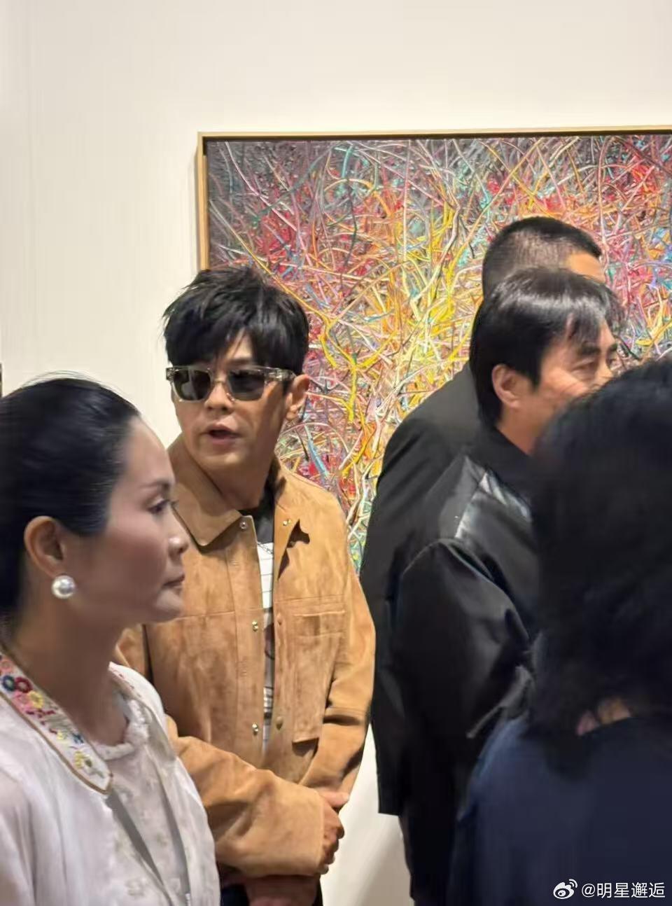 巴塞尔艺术展今年的巴塞尔艺术展数字艺术与全球市场双向破局 ，周杰伦 朱珠 梁朝伟