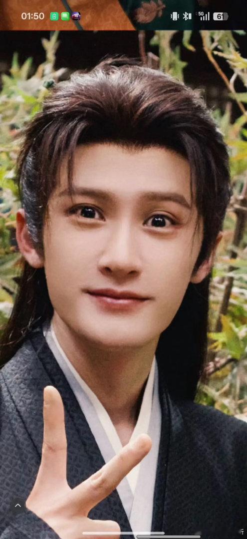 到底哪个才是檀健次准确的长相？ 