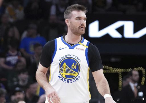 斯潘塞曾是NCAA长曲棍球历史助攻王，后改打篮球12月7日讯 今日，NBA常规赛