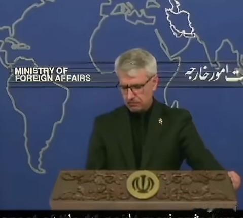 伊朗外交部直接喊话媒体：别把美国官员的反复表态太当回事，直言美方在解除海上围困问