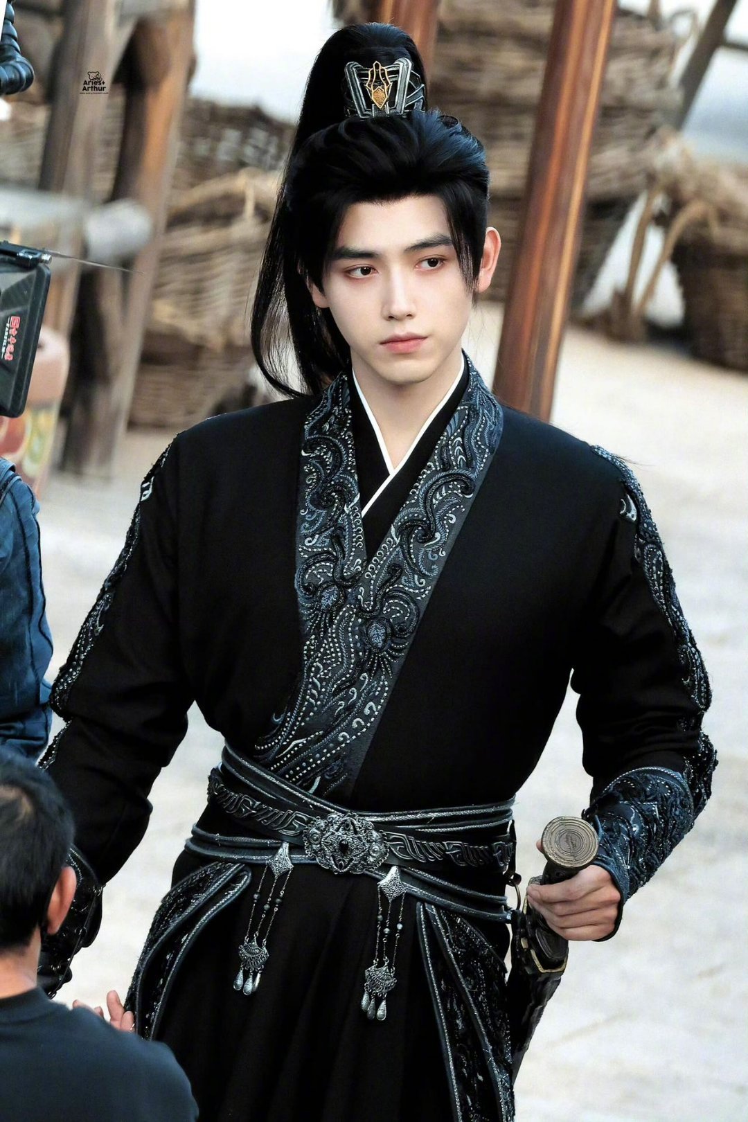 古装阿瑟又杀回来了 古装阿瑟重磅回归，状态直接拉满！少年将军氛围感狠狠拿捏，唯有