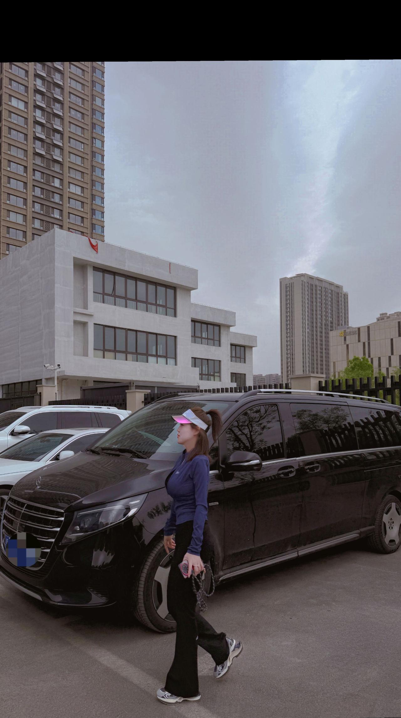 一生不喜与人抢，该得到的也不会让