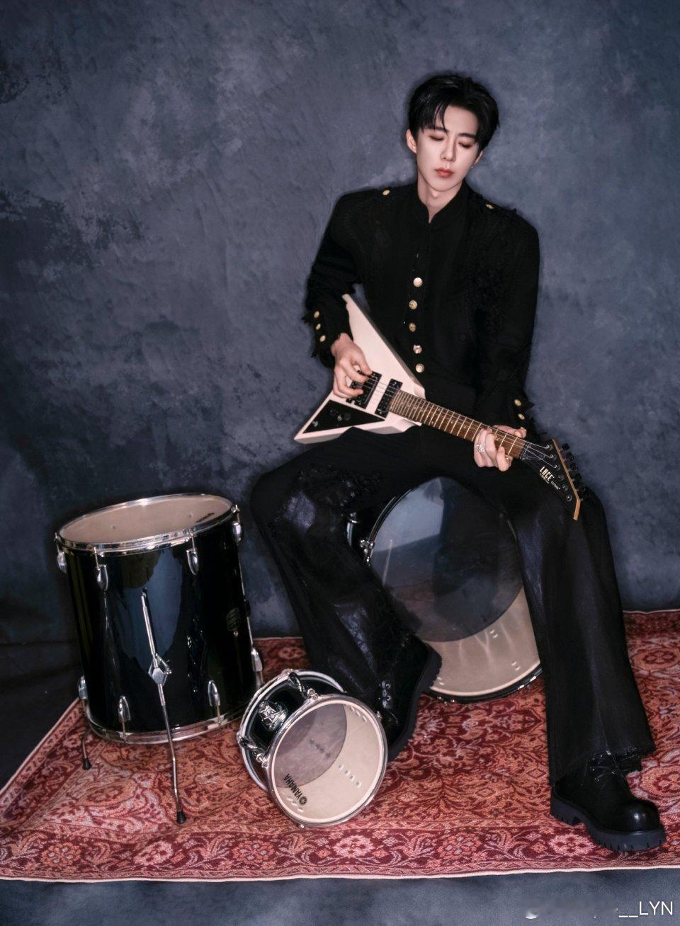 摩登兄弟 2026繼續追你，尋找我的快樂~~~希望你繼續巡演微博king和que