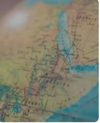 《中外纪闻》
是一份具有重要历史意义的报刊杂志，创刊于1895年6月27日，由康