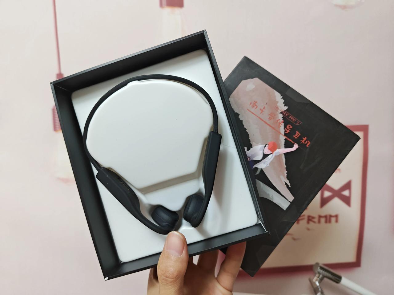 骨传导耳机凭借“不入耳黑科技”的特点深受运动人士的青睐，这款南卡Runner P