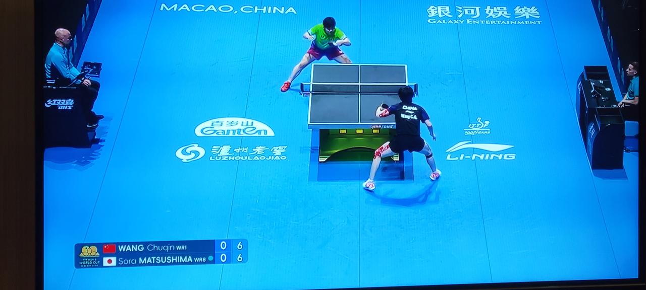 今晚看头哥和松岛辉空的决赛，虽然比赛过程让人提心吊胆、心跳加速，但是头哥4:3惊