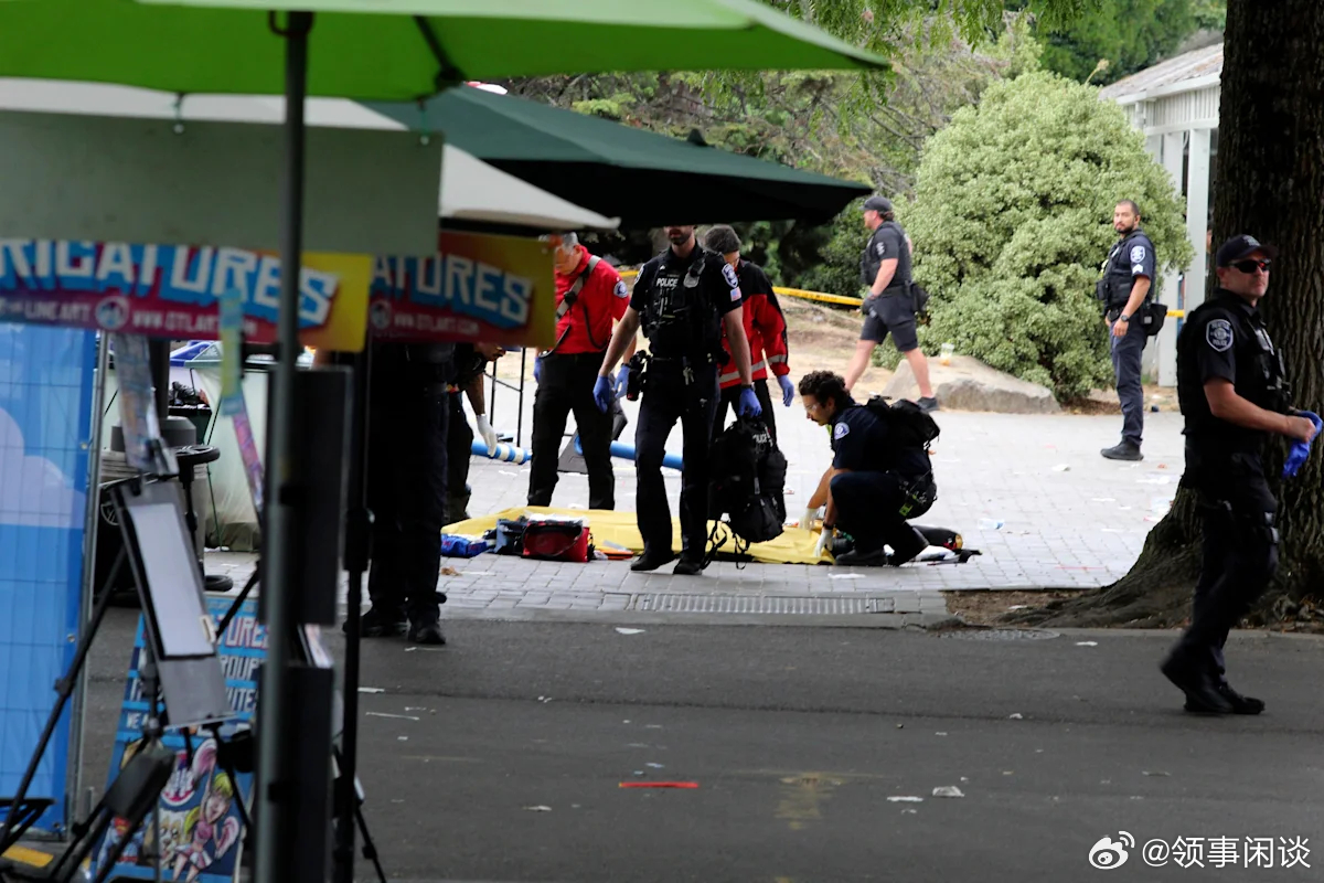 【西雅图发生枪击事件，3死4伤】（CBS）警方称，周日晚间，西雅图太空针塔附近的