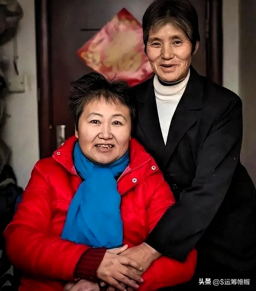 浙江，48岁女子在医院做护工，接到一个出车祸女孩，医生说：会成为植物人，哪料，她