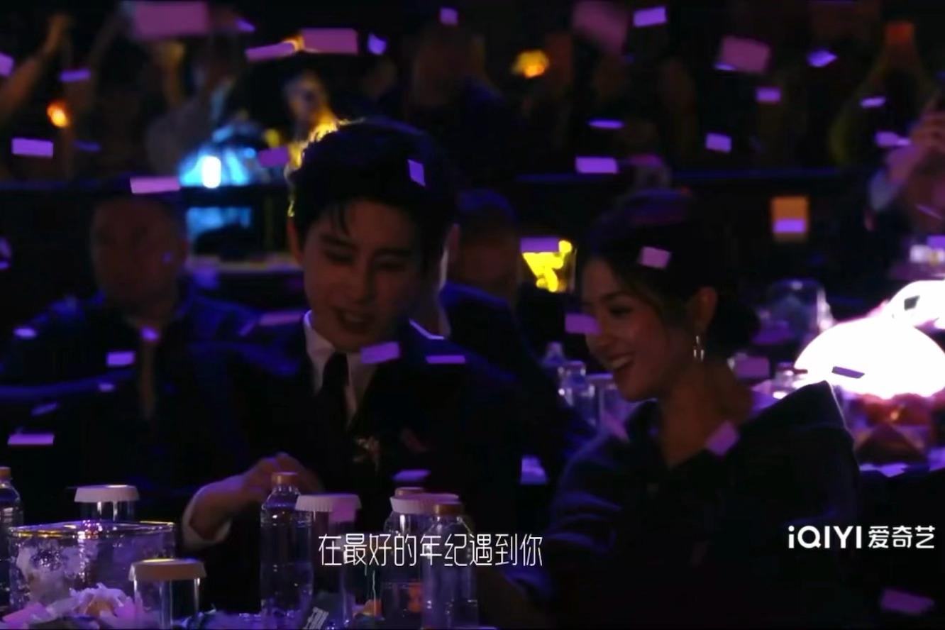 唱到“在最好的年纪遇到你……”，导播切了李兰迪敖瑞鹏接彩带🥹🥹🥹🥹🥹李