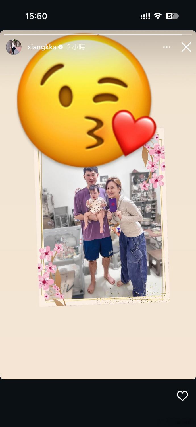 刘雨柔否认婚变传闻 近日台媒曝刘雨柔、胡凯翔婚变，对此夫妻俩双双发文回应：刘雨柔