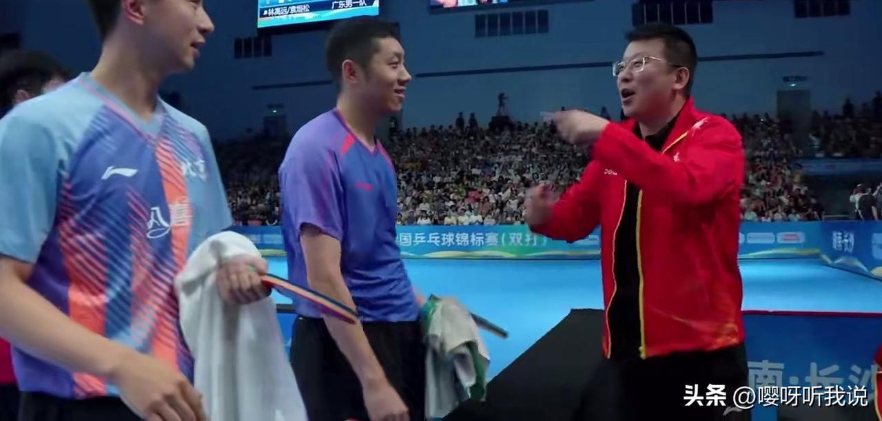 张超:  龙，你这不对啊！太狠了点，比上一场还要狠啊！

马龙:  咋了？超哥？