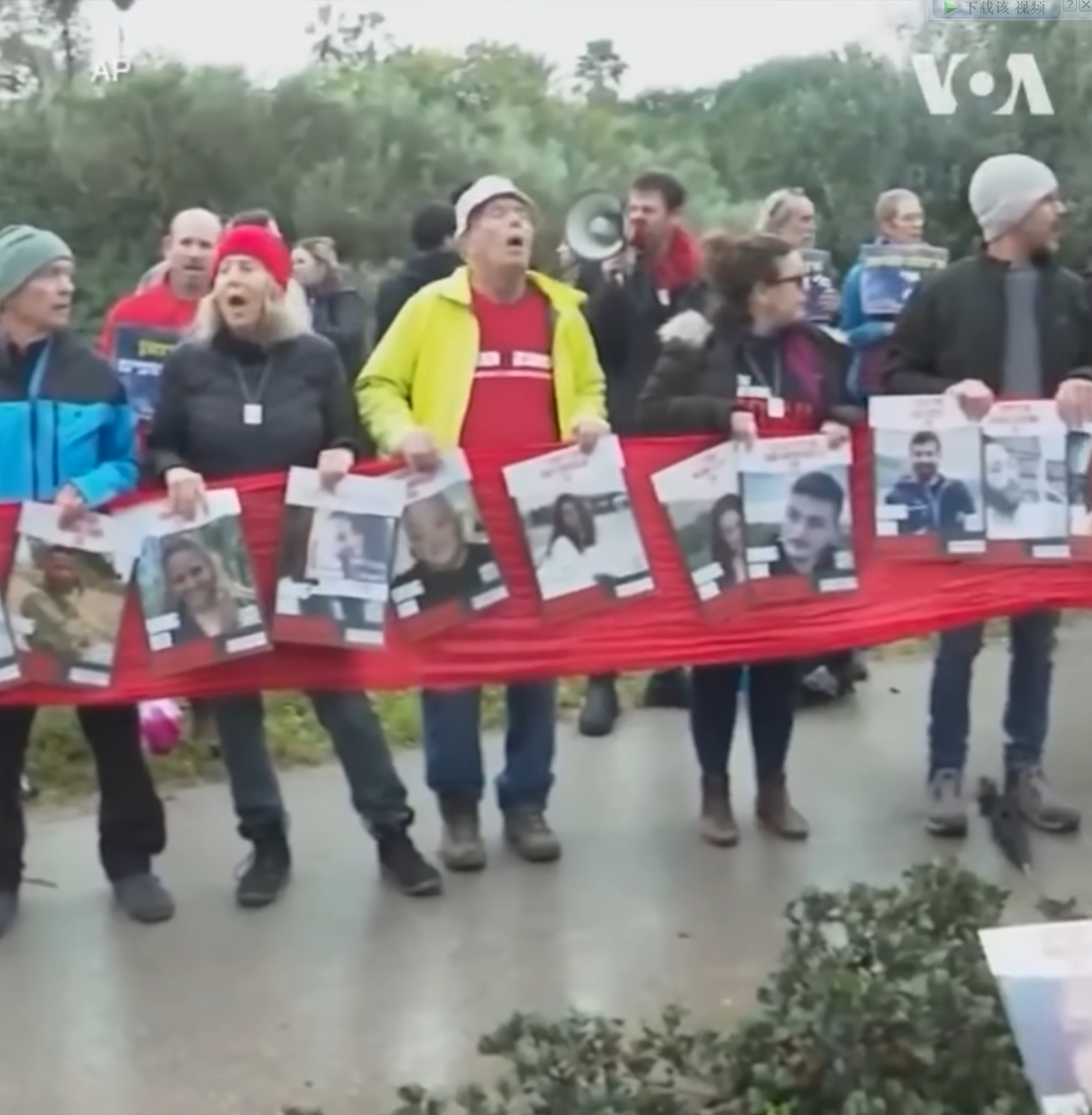 4:200，在正反双方辩论时，以色列的人质家属却并不领情，他们聚集在内塔尼亚胡总