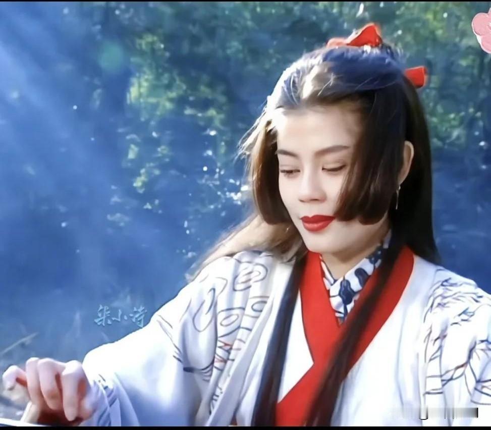 今天听了一会儿弹唱教学视频，突然发现我优秀的不像话。这几个月来一直研究即兴伴奏，