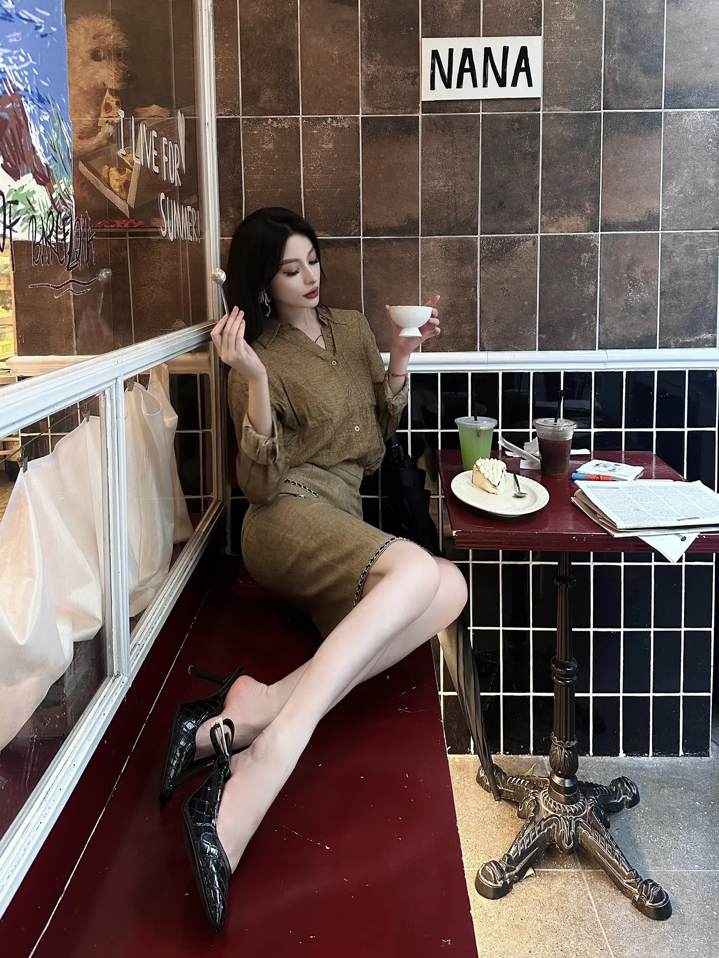 你会不会忽然的出现在街角的咖啡店